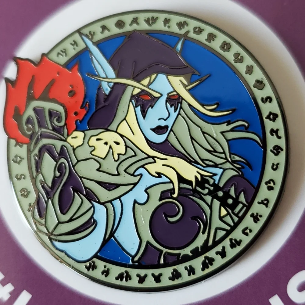 NWT World Of Warcraft Pin Loot Crate